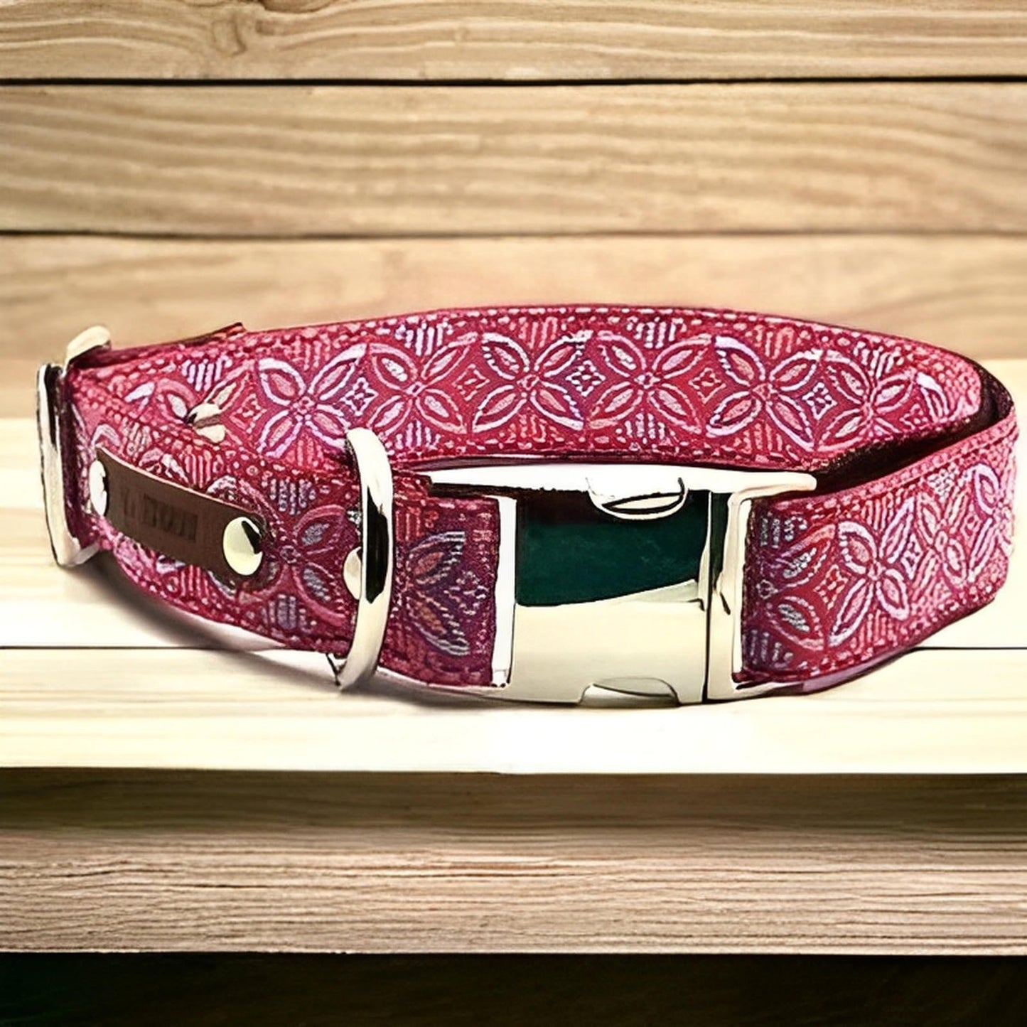 Chic Collar for Stylish Pooches